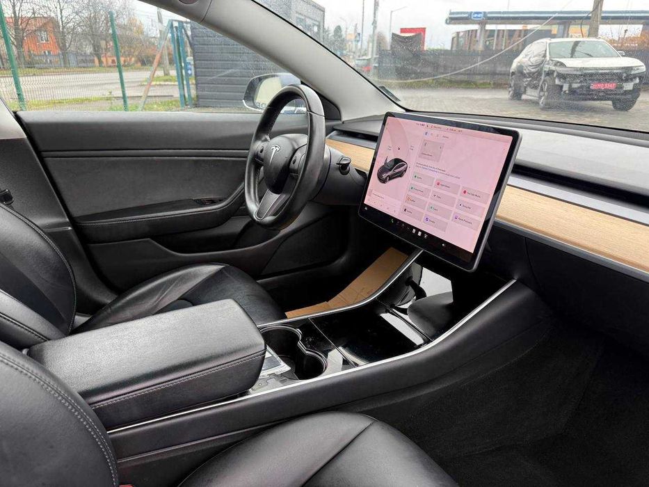 Tesla Model 3 MR RWD, 2018