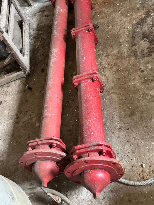 Пожежний гідрант 185 см ; 135 см