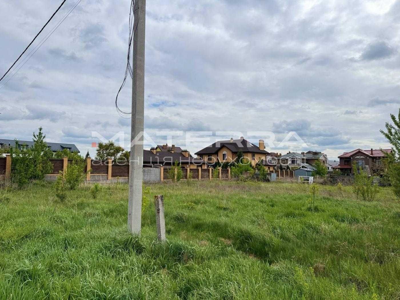 Гатне Продаж земельної ділянки 10 соток, широкий фасад, чудове місце