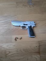 Pistolet zabawkowy