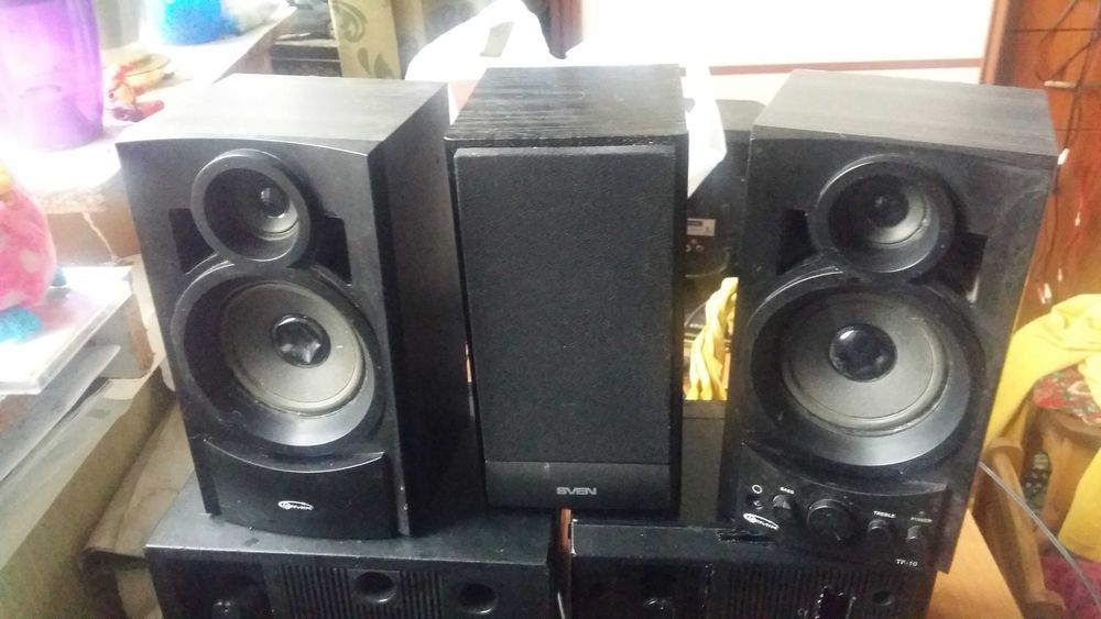 подам усилитель с колонками для компьютера