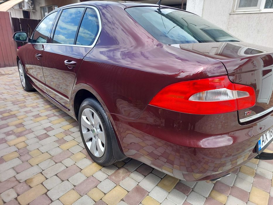 Продам Skoda Superb