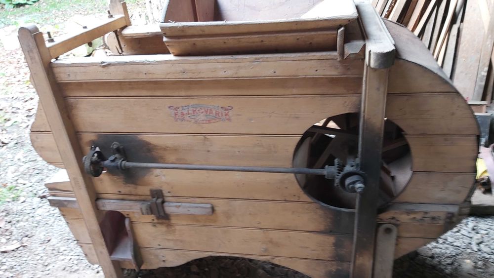 zabytkowy młynek zbożowy może dalej dobrze służyć