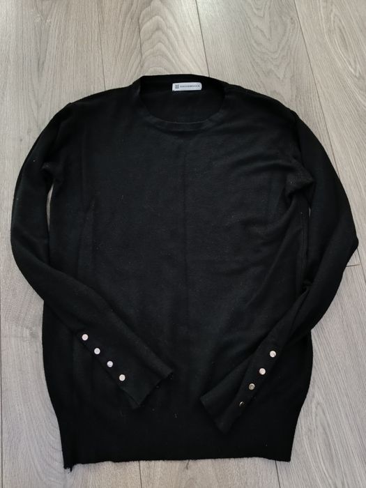 Sweter damski czarny