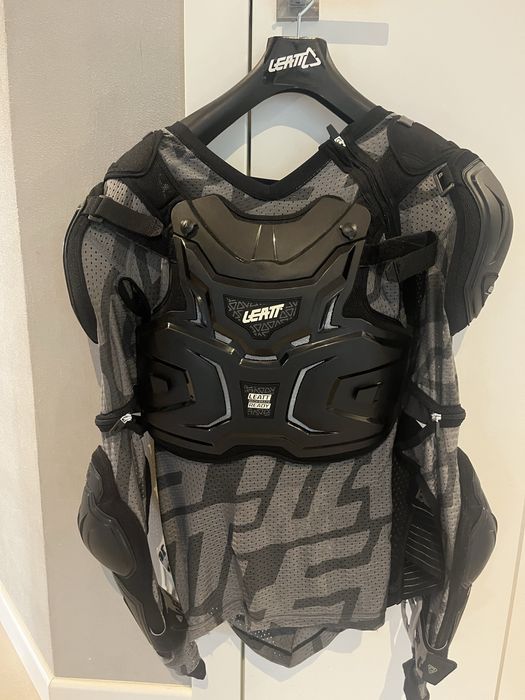 Zbroja Leatt nieużywna