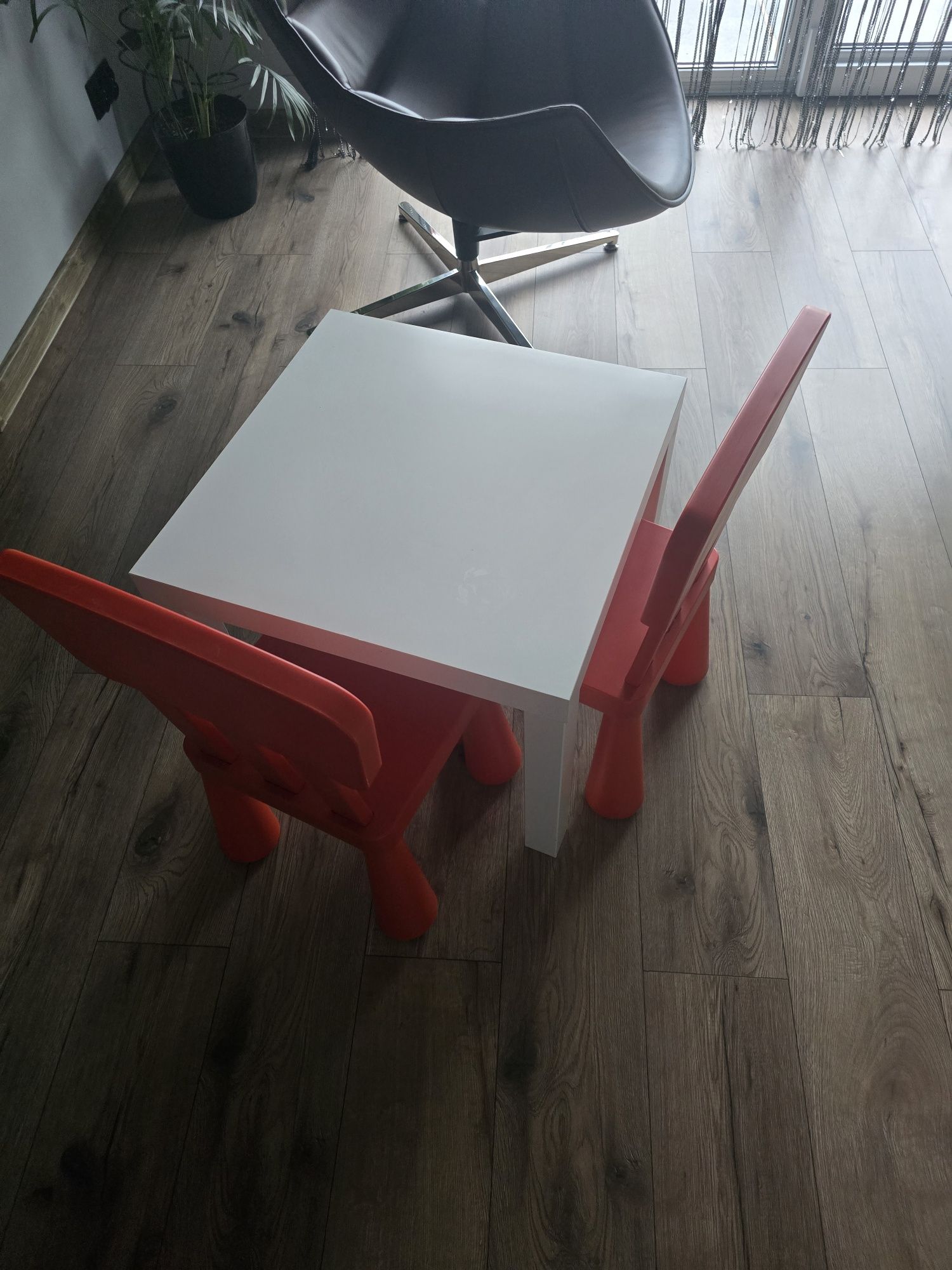 Stolik +2 krzesełka Ikea