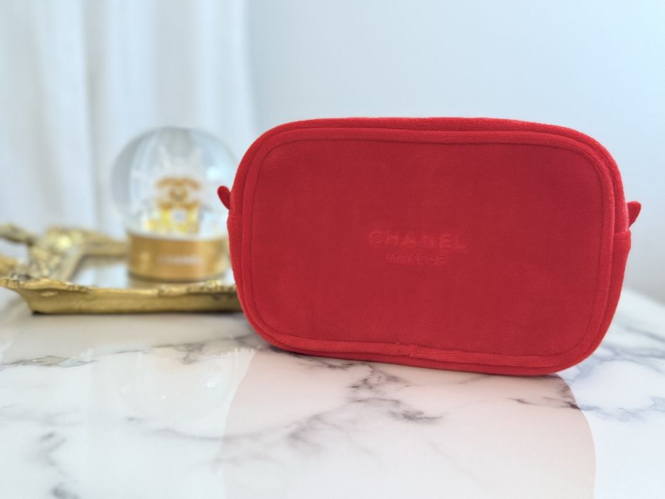 Chanel kosmetyczka torebka