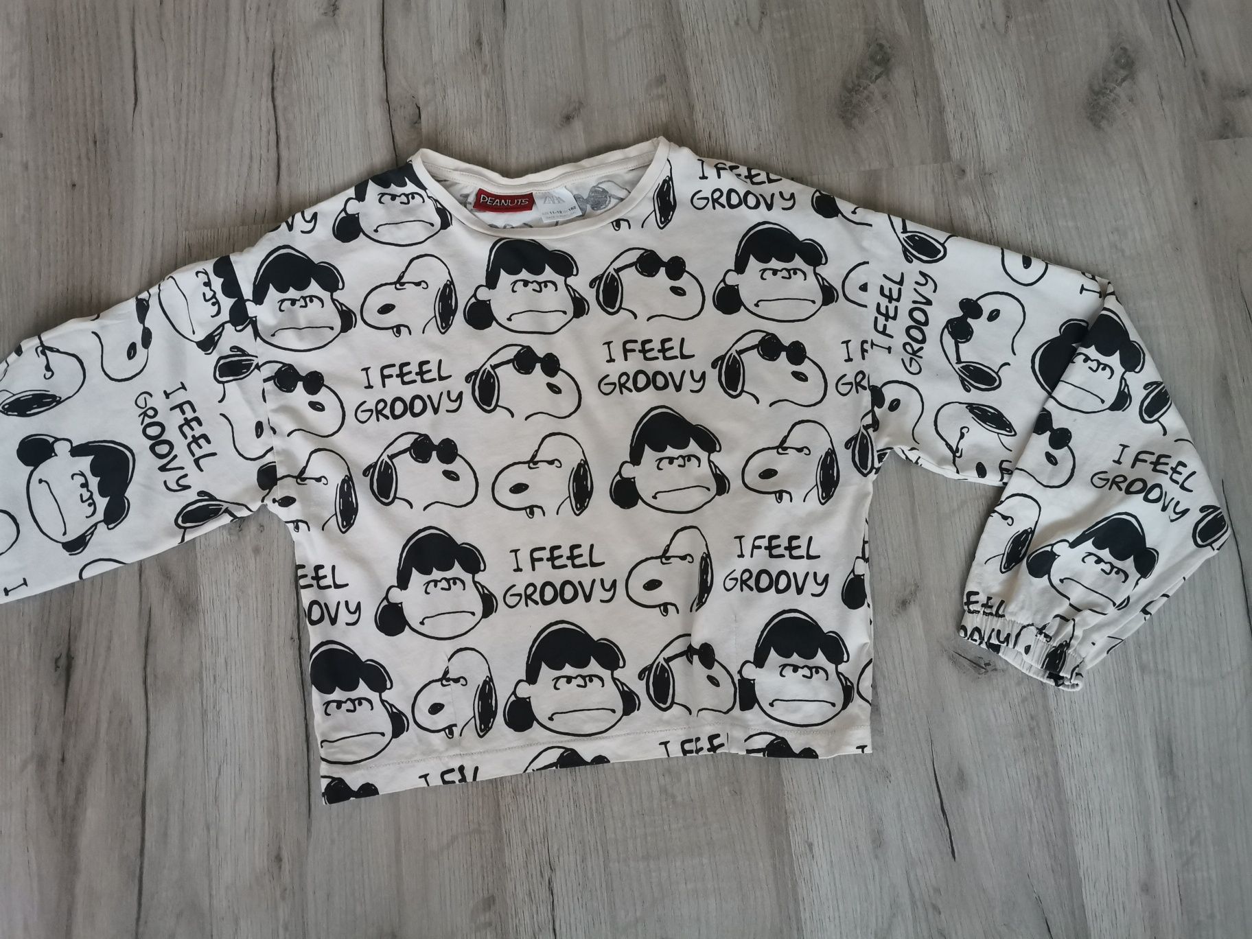 Zara Snoopy r. 152