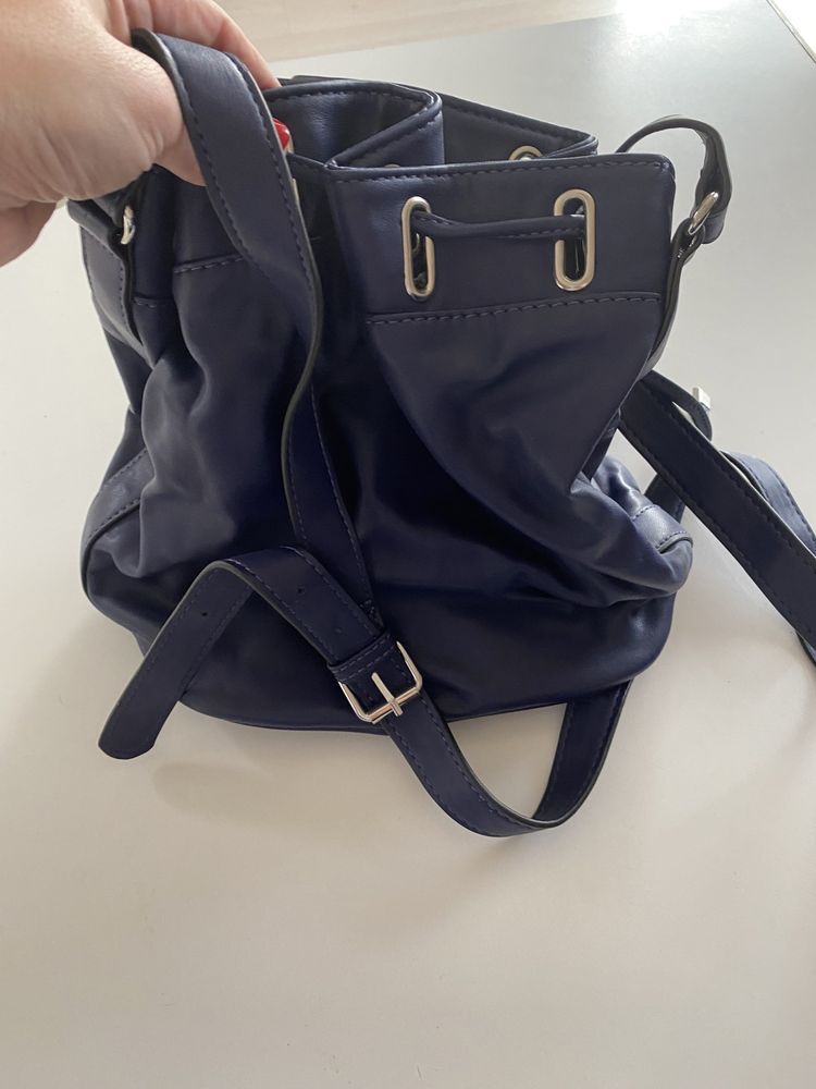 Torebka w kształcie worka Steve Madden nowa