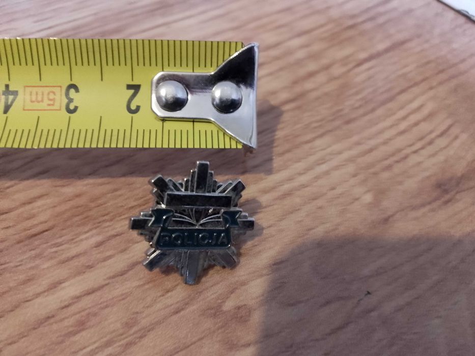 stara przypinka  wpinka odznaka policja