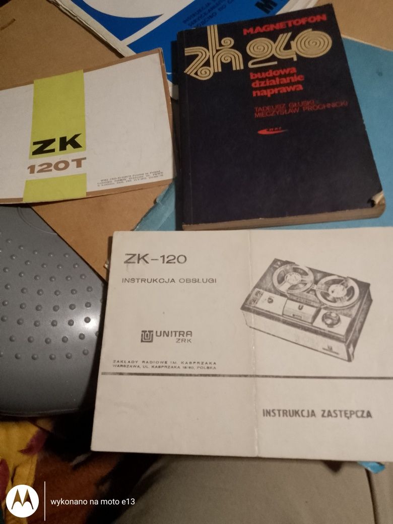 Książka  magnetofonu szpulowego Polski ZK,240 instrukcje