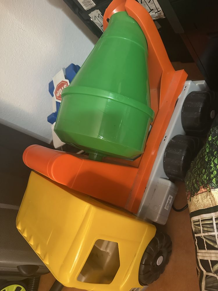 Camião  brinquedo