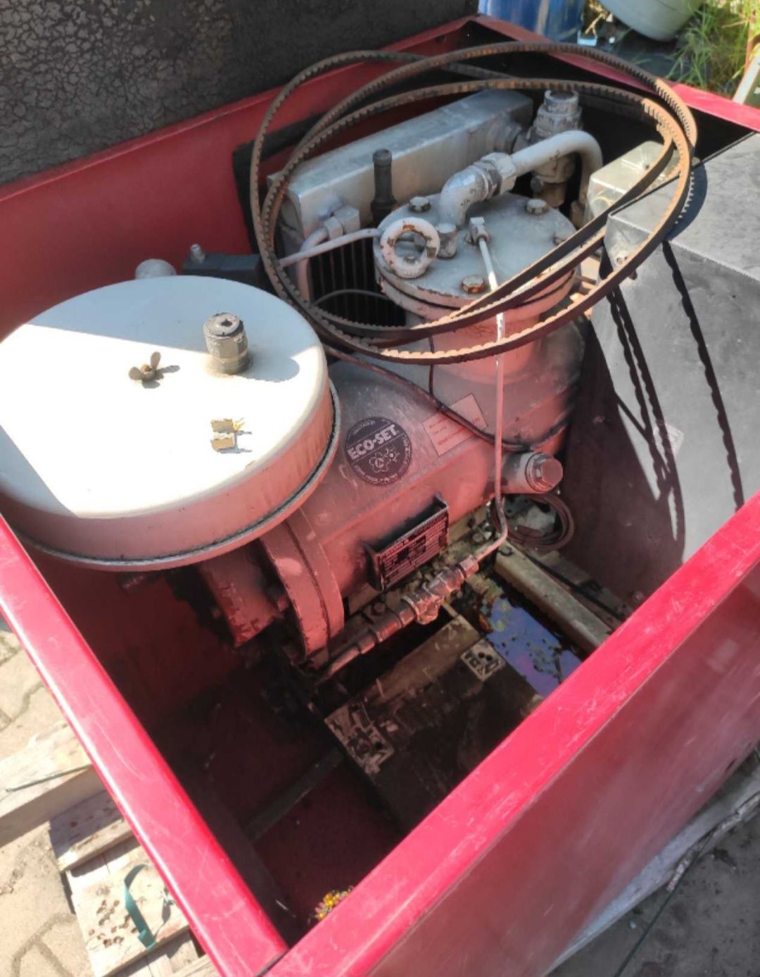 ECOAIR sprezarka śrubowa kompresor 18,5 kW