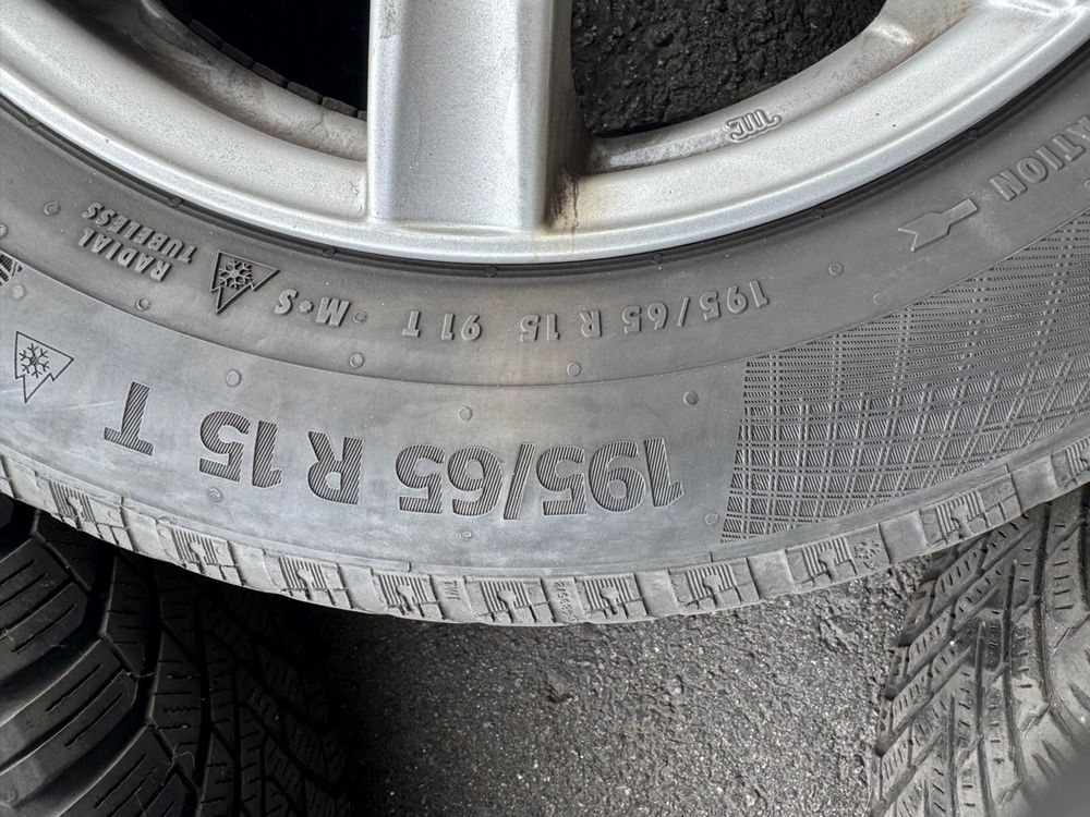Vendo jantes 15 para vw ou seat c/pneus