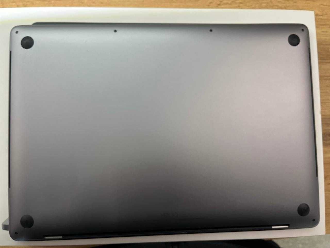 MacBook Pro 16 2019 i7 2,6ГГц/16/512Gb Space Gray