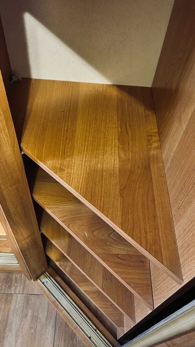 szafa narożna w zabudowie