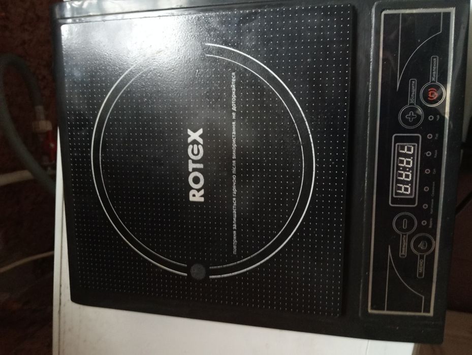 Індукційна плитка Rotex