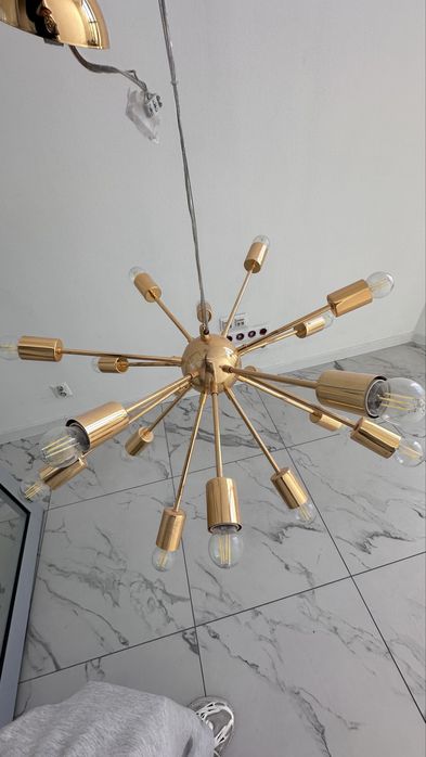 Złota lampa piękna glamour