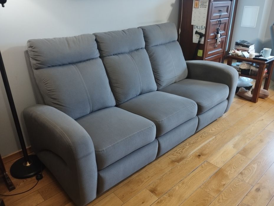 Kanapa trzyosobowa, stan idealny Meble Kalwaria