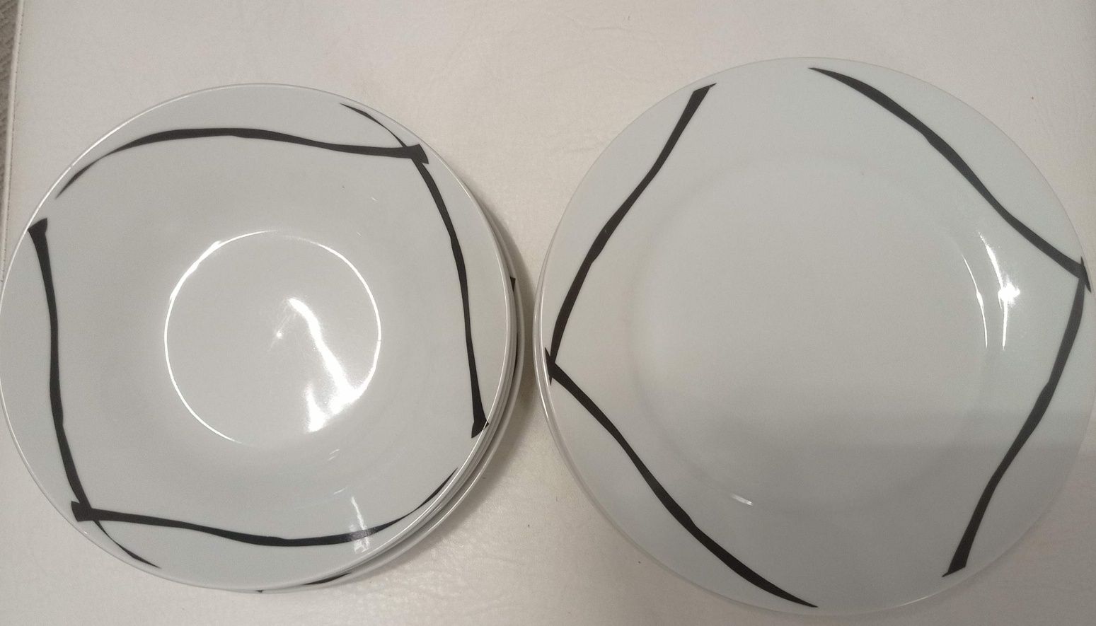 Pratos rasos e sopa