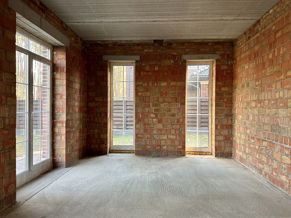 Купити будинок у лісовій Бучі у котеджному містечку