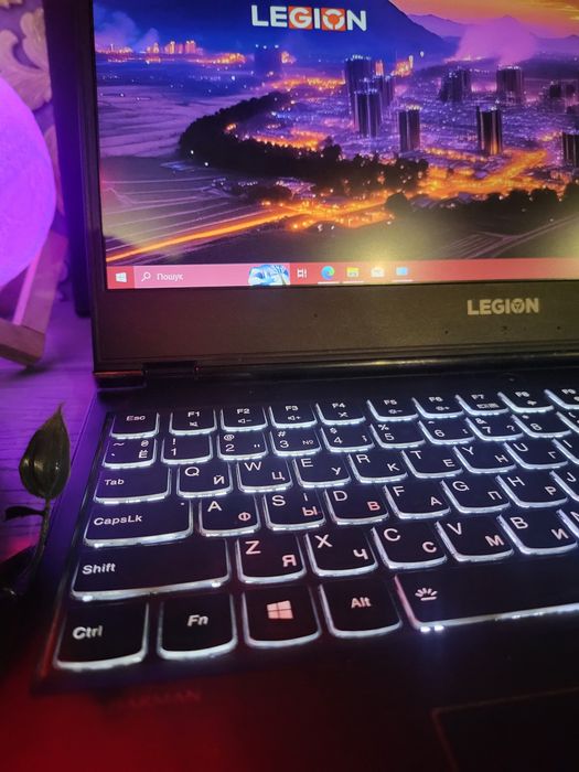 Игровой Lenovo LEGION GTX 1050 ti/256+128gb SSD/16 Gb ОЗУ/ i5 4.0 GHz