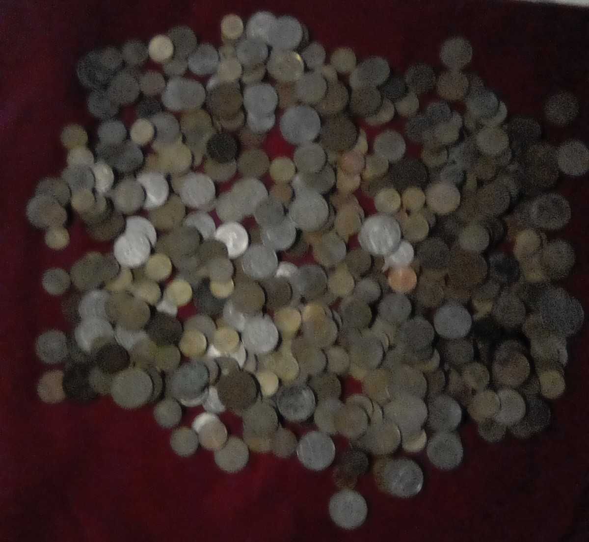 Vendo moedas antigas para coleção