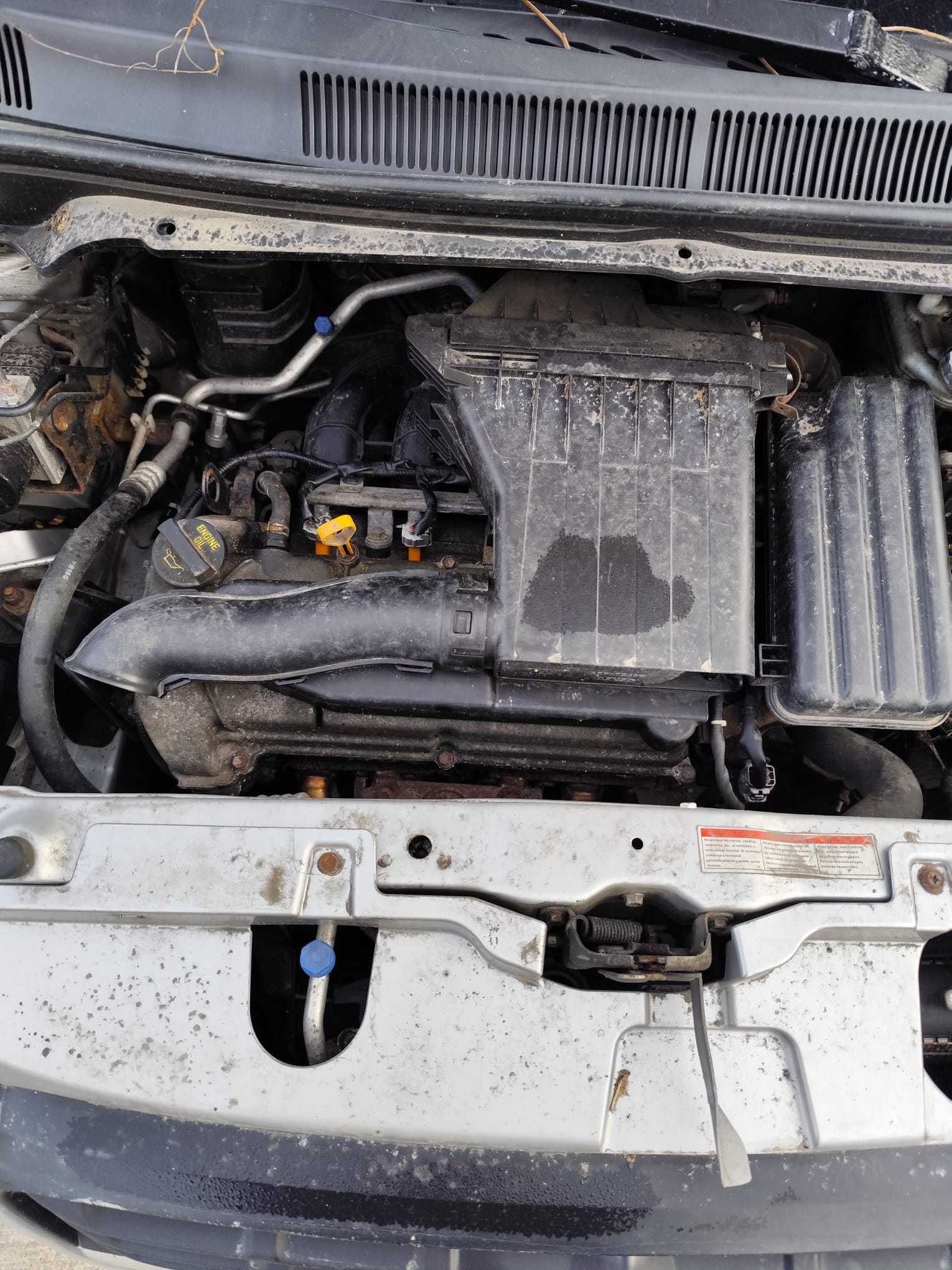 Posiadam czesci suzuki  splash  1.2    2010r