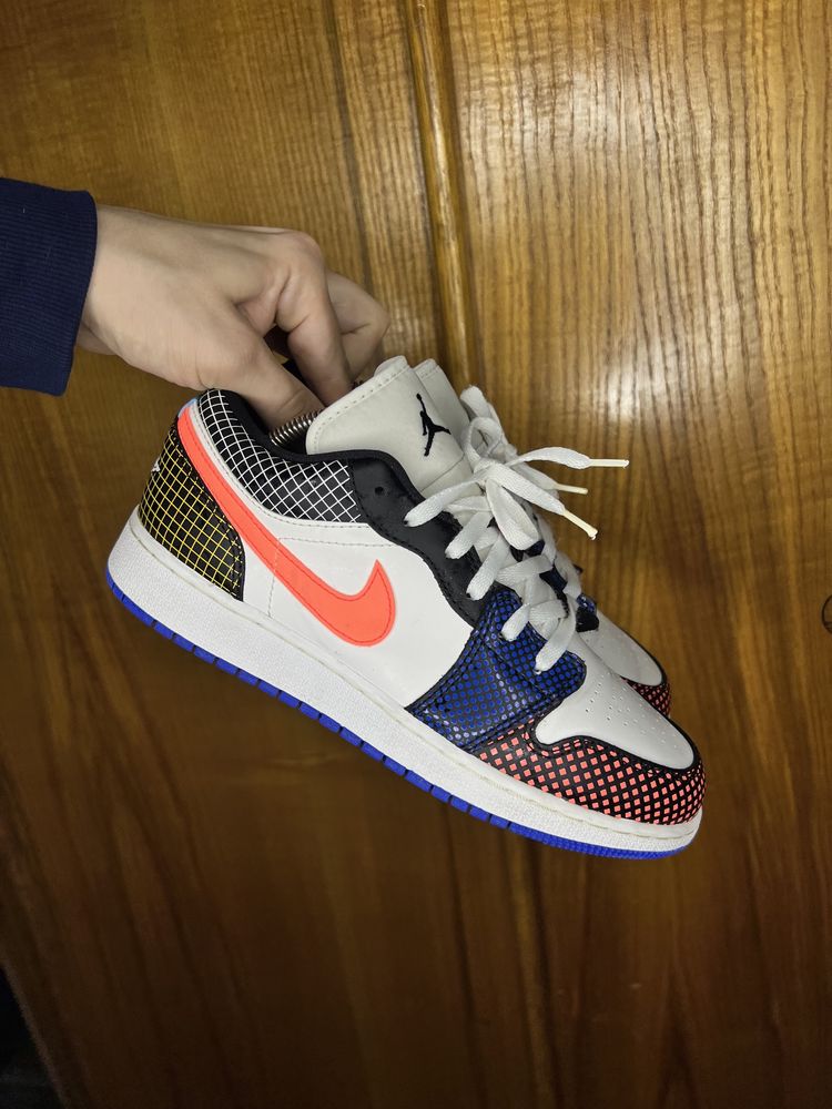 Кроссовки из натуральной кожи Nike air Jordan 1 low низкие оригинал 38