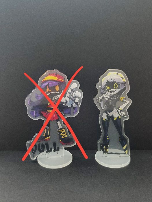 Брелки та фігурка про дронам вбивцям. Брелки по дорогам убийцам