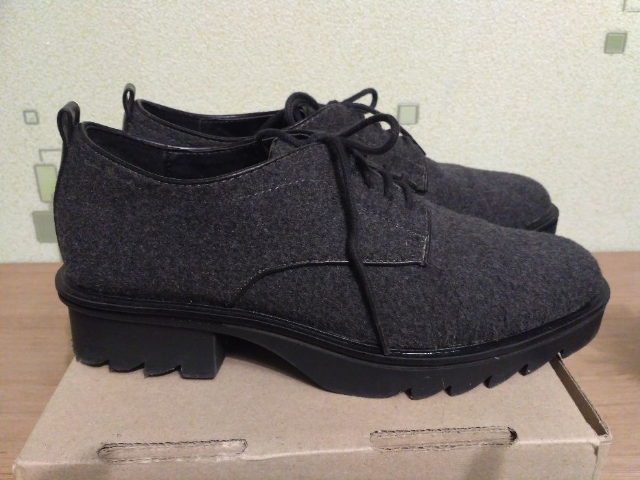 Продам туфли ботинки лоферы Zara Зара