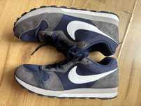 Buty Nike MD Runner r.42