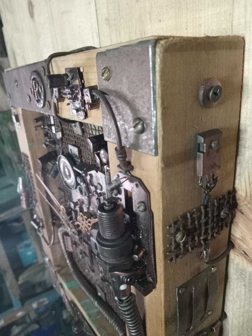 Steampunk. Деревянные настенные часы в стиле стимпанк.