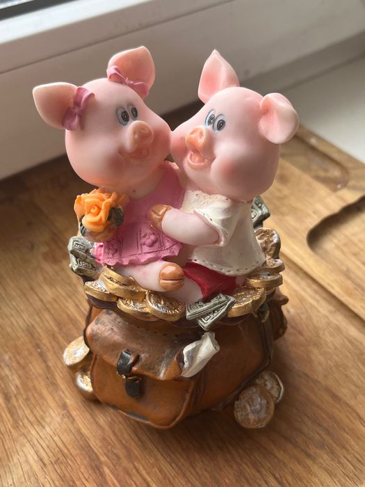 Копілка свині поросята Скарбничка Статуетка