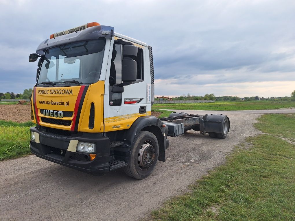 Iveco Eurocargo DMC18 pomoc drogowa