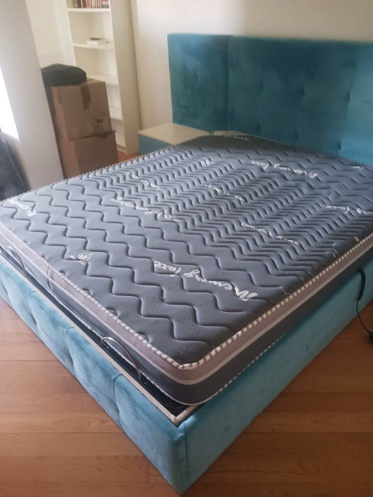 Cama de casal articulada eléctrica