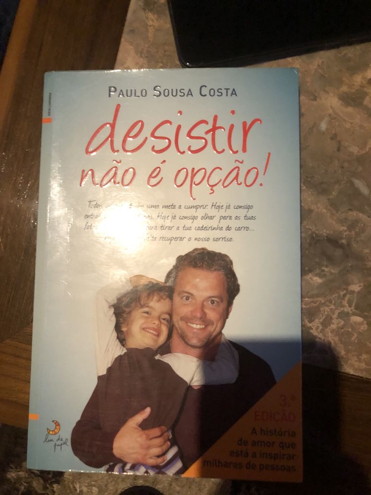 Livro - Desistir não é opçao