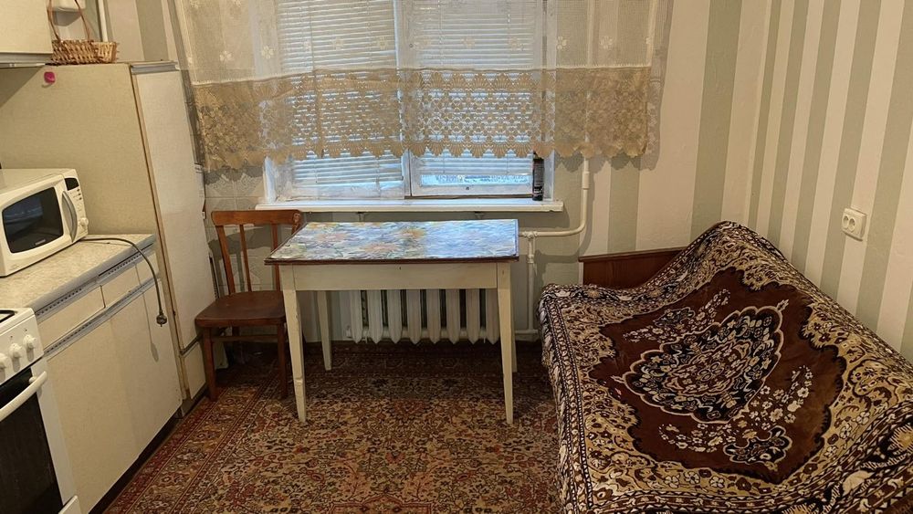 Оренда однокімнатної на Польовій