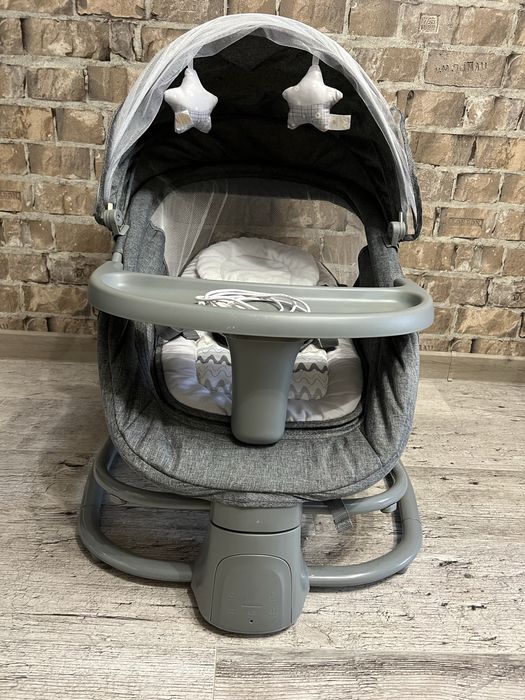 Заколисувач. Заколисуючий центр 4в1 Mastela