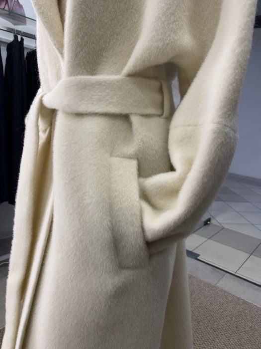 Пальто  нове,альпака,р 50-52 бренд Delcorso