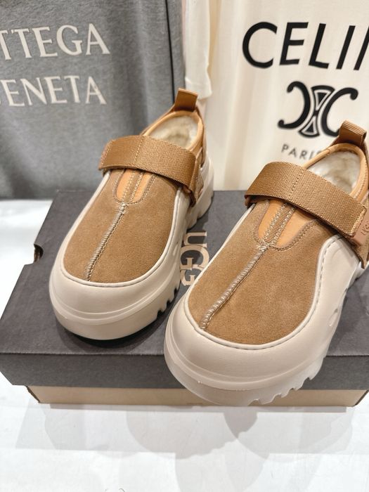 UGG, утеплені кросівки-мокасини, замша, колір карамель