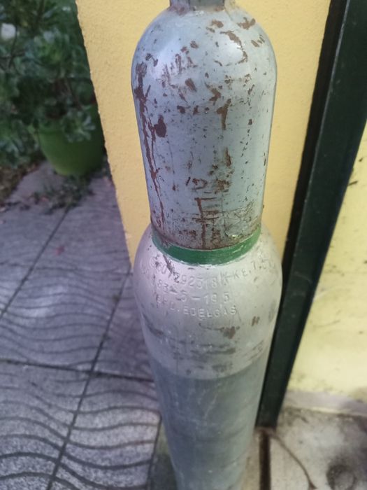 Garrafa para aparelho de soldar