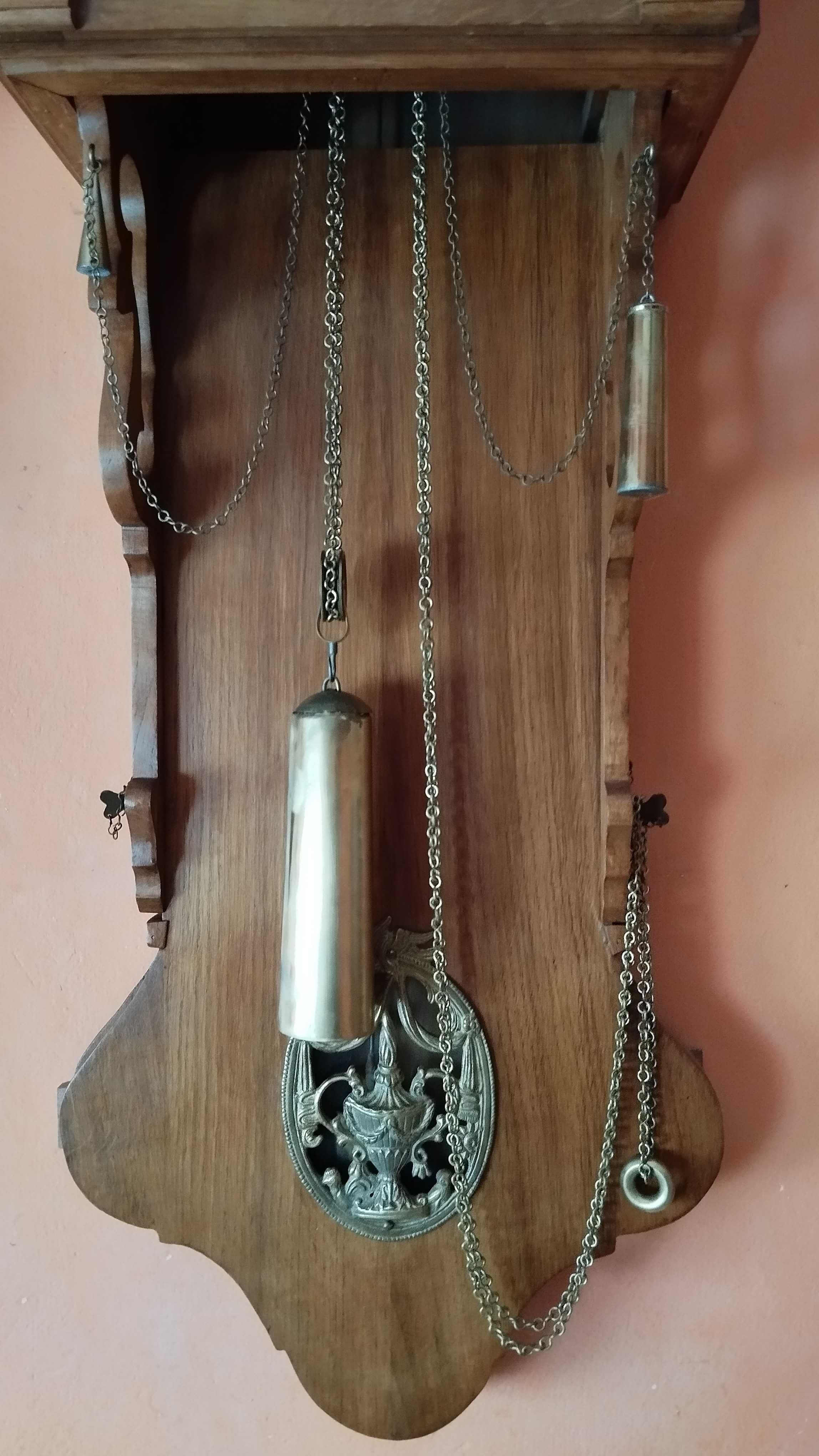 Zegar Fryzyjski jednowagowy z XIX wieku z budzikiem.