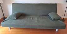 Sofá 3 lugares, sofá/cama com 2 conjuntos de capas amovíveis.