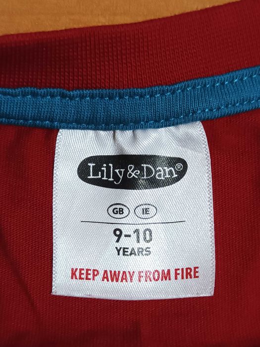 Різдвяна, новорічна кофта, лонгслів для дівчинки 9-10 років.