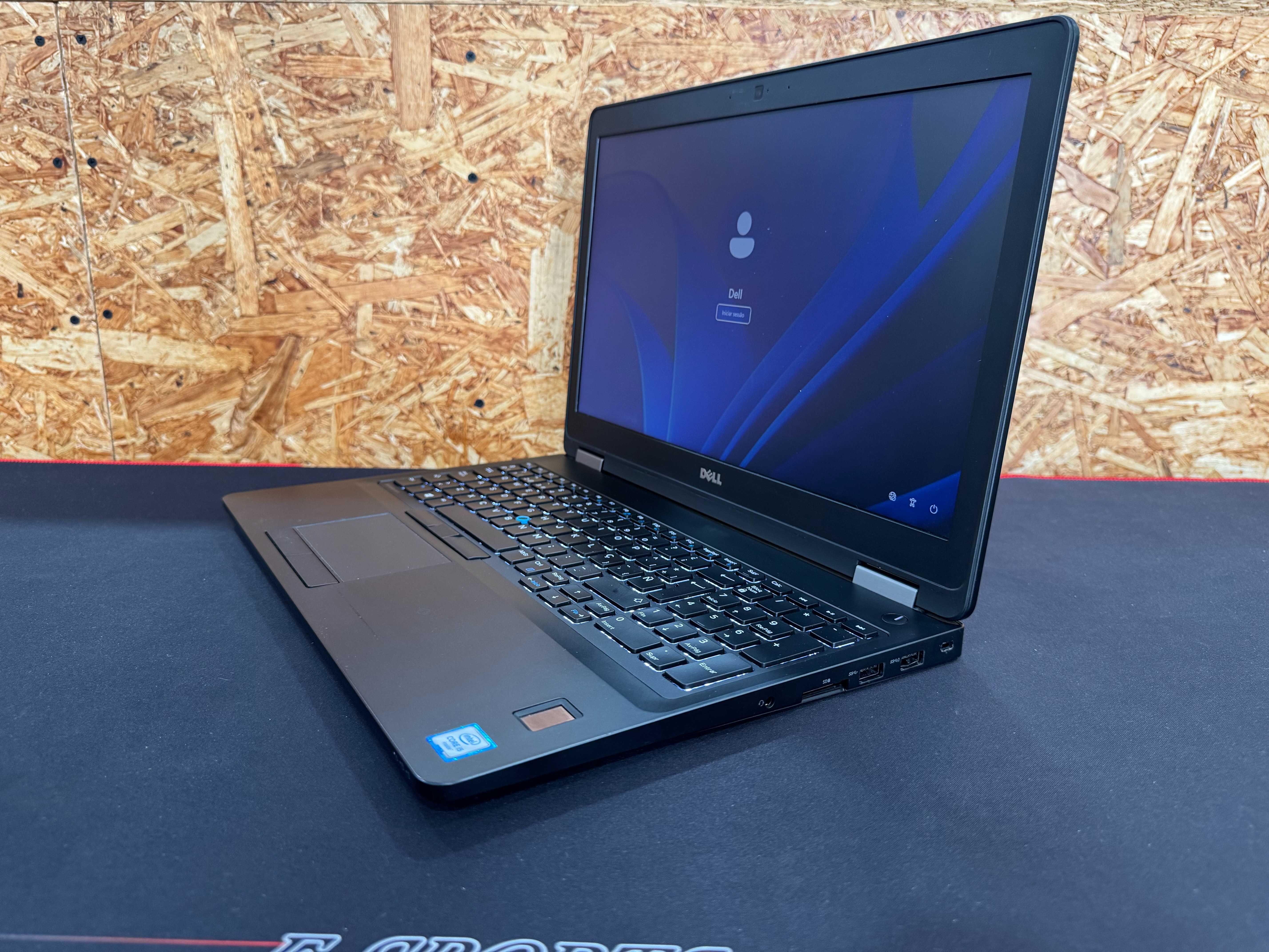 Dell Latitude E5570  i5-6300U / 8 Gb Ram / 240 SSD Recondicionado