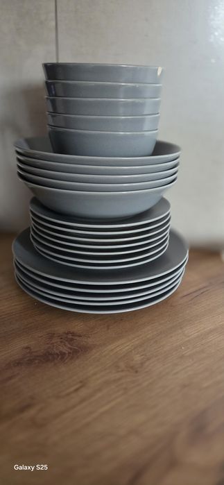 Talerze szare Ikea