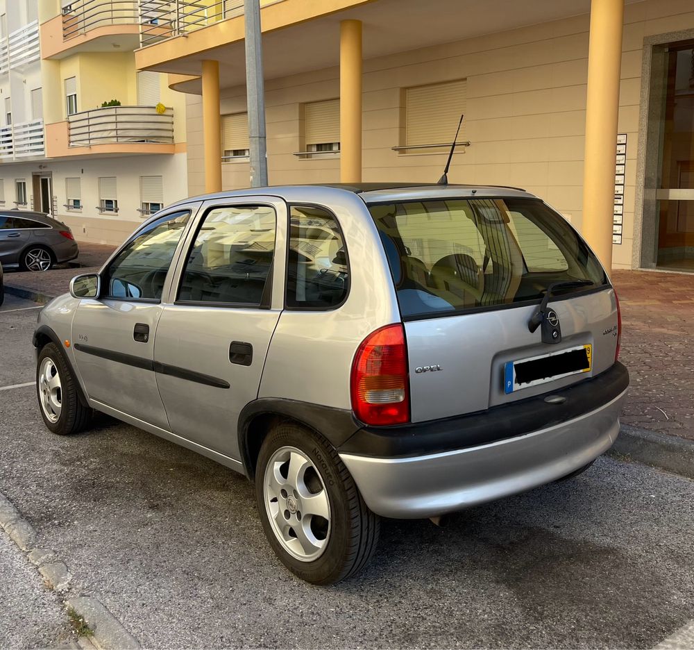 Opel Corsa 1.2 16v