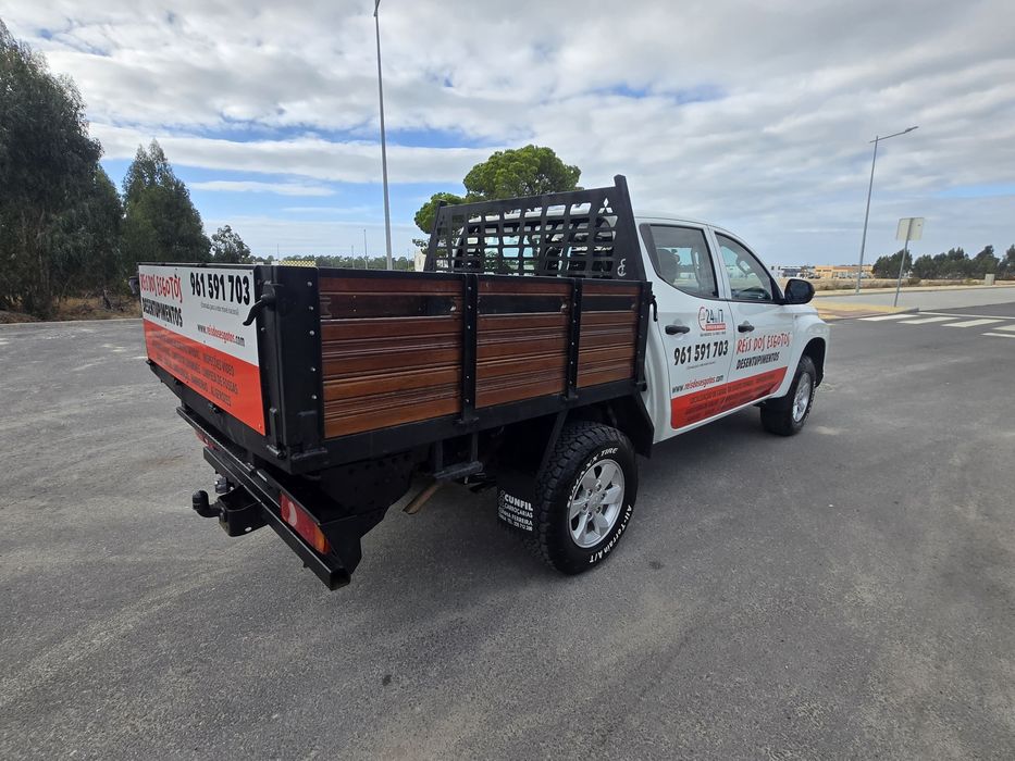 Vendo mitsubishi l200 iva dedutível