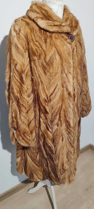 Futro naturalne norki-kurtka 7/8